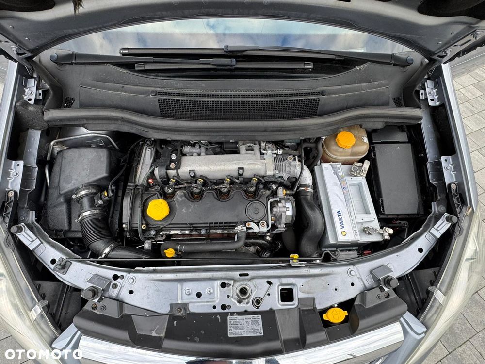 Opel Zafira - 9