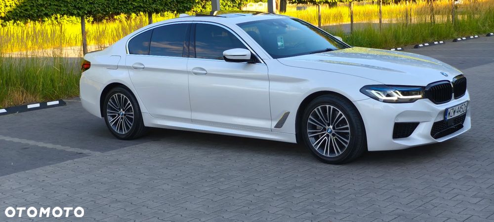 BMW Seria 5 530i Sport Line - 2