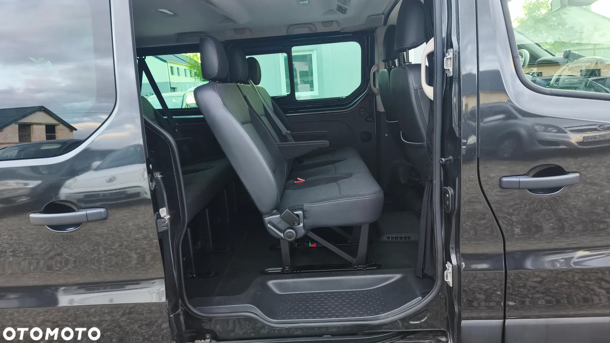 Opel Vivaro - 29