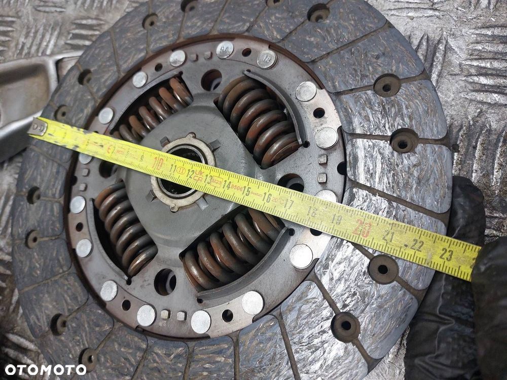 SPRZĘGŁO TARCZA + DOCISK + ŁOŻYSKO + KOŁO ZAMACHOWE AUDI A3 8L 1.9 TDI - 10