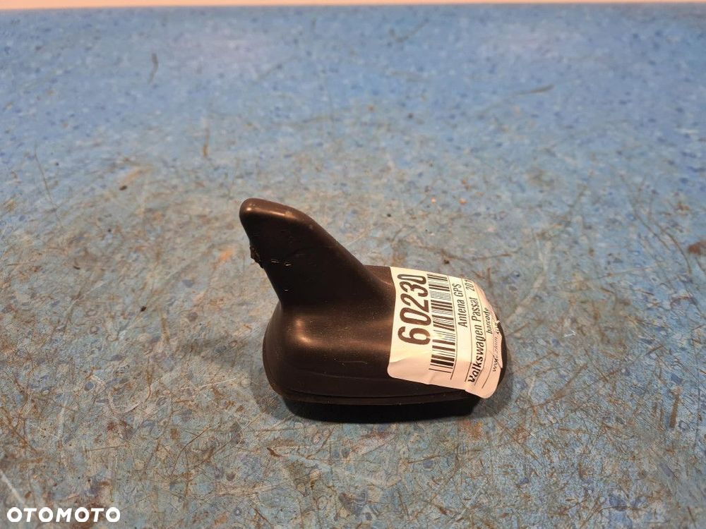 VOLKSWAGEN PASSAT B8 ANTENA GPS 5Q0035507B CUAA - 2