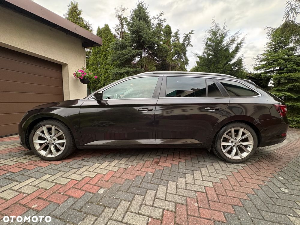 Skoda Superb 2.0 TDI 4x4 Active DSG - 11