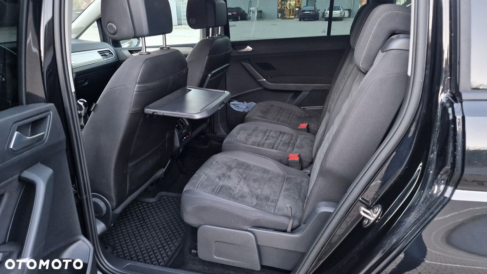 Volkswagen Touran 1.5 TSI ACT OPF Highline - 7