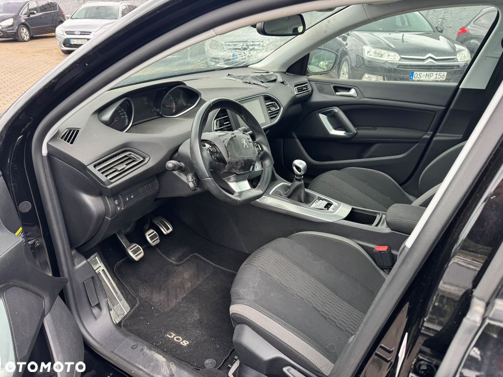 Peugeot 308 PureTech 130 Stop & Start Allure - 13