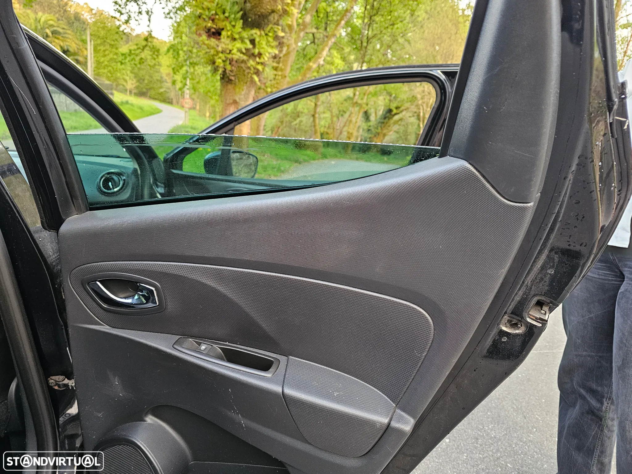 Renault Clio 1.5 dCi Limited EDition - 17