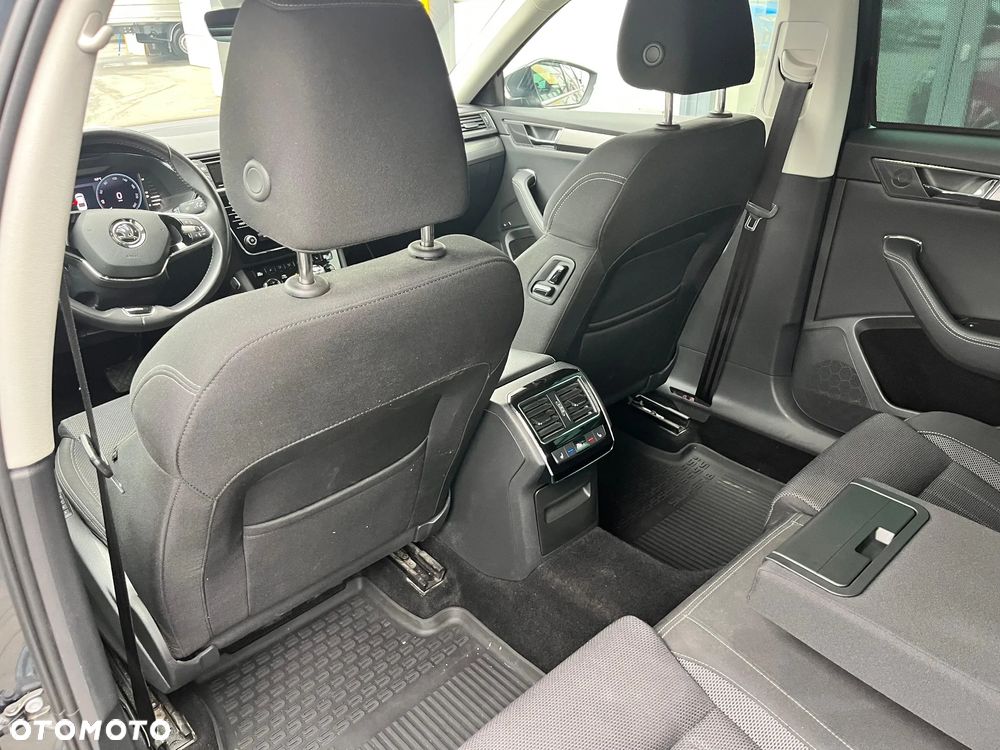 Skoda Superb 2.0 TDI SCR 4x4 Style DSG - 20