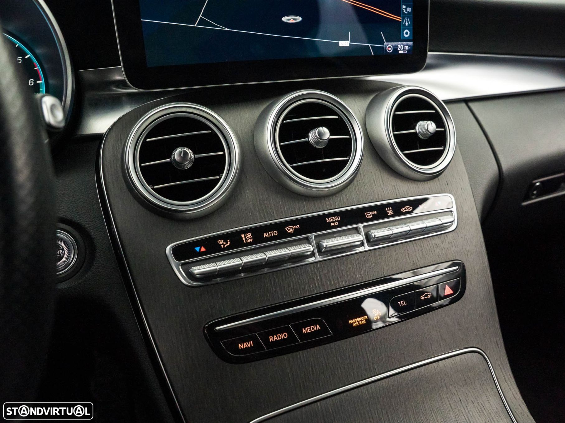 Mercedes-Benz C 300 de AMG Line - 28