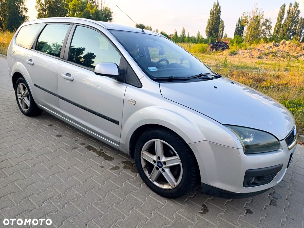 Ford Focus 1.6 TDCi Ambiente - 6