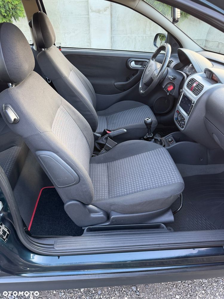 Opel Corsa 1.2 16V Edition - 10