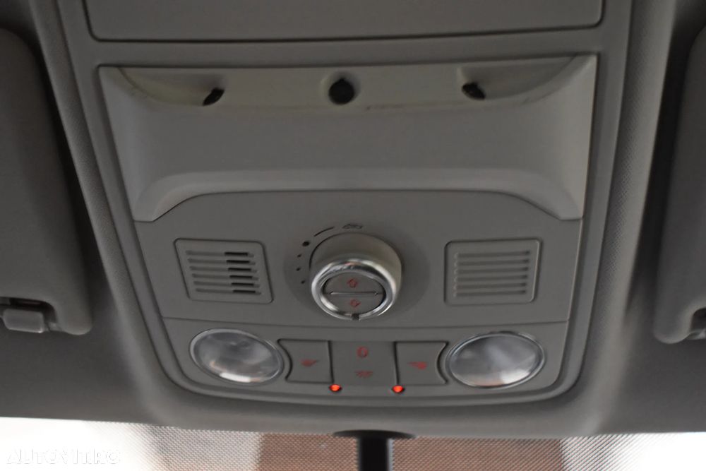 Volkswagen Tiguan 2.0 TDI DPF 4Motion BlueMotion Technology Exclusive - 18