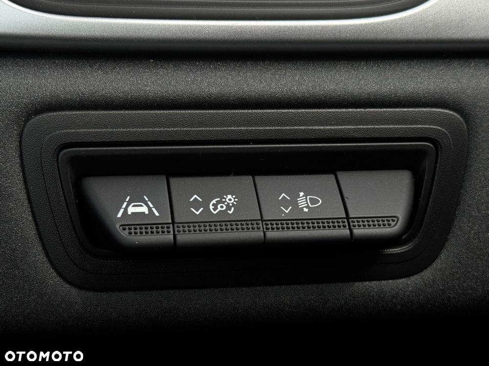 Renault Captur TCe 100 EXPERIENCE - 22