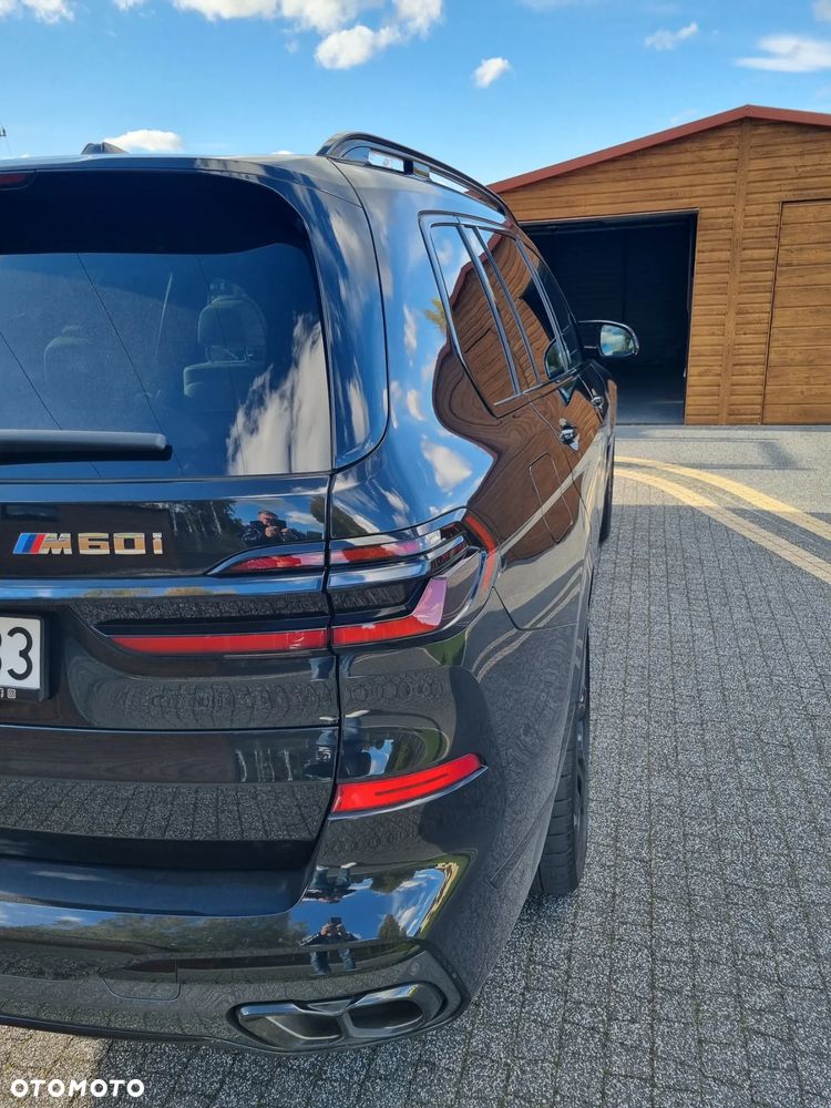 BMW X7 - 7