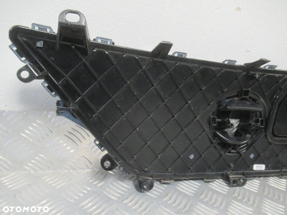 GRILL GRIL ATRAPA NISSAN LEAF II 2 62072-5SK0D 217821-00 2017 - 11