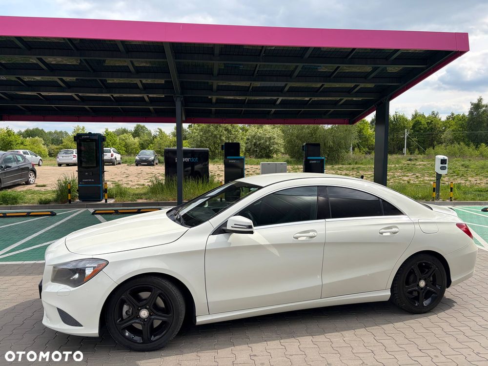 Mercedes-Benz CLA 250 4Matic 7G-DCT Edition 1 - 4