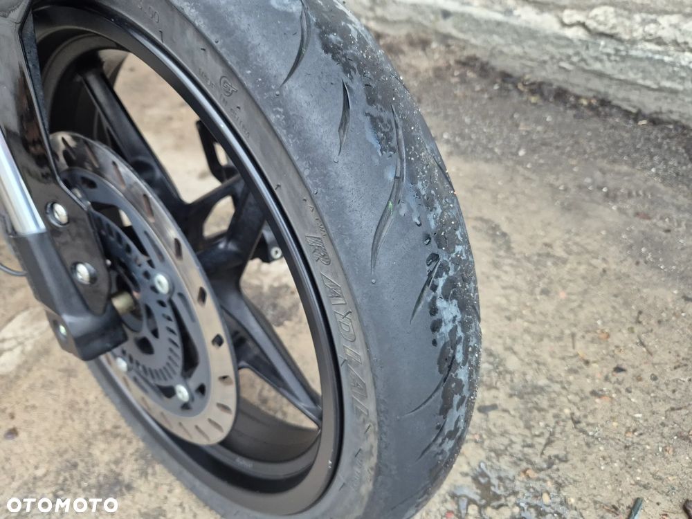 CFMoto 300NK - 3