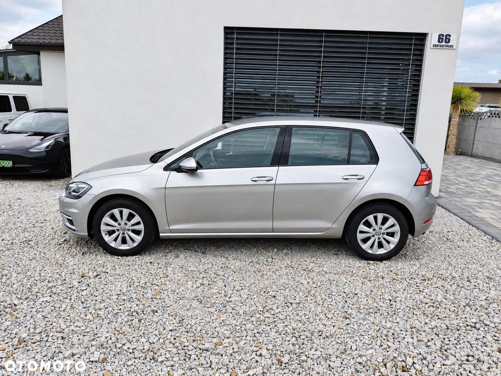 Volkswagen Golf 2019 photo 2