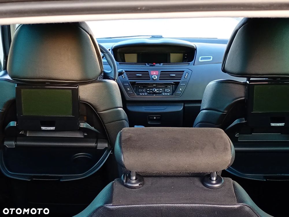 Citroën C4 Picasso - 12