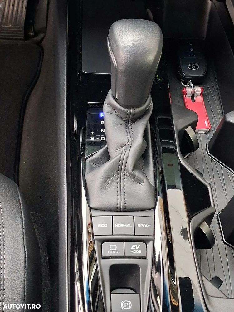 Toyota Camry - 15