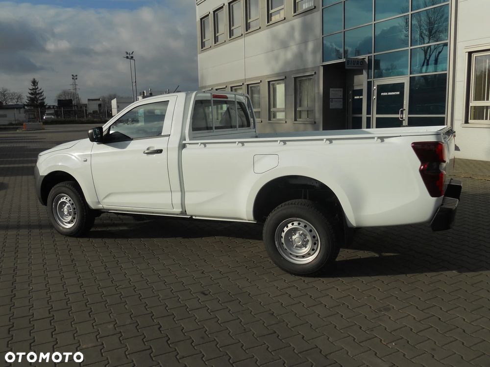 Isuzu D-Max 1.9 SC L - 9