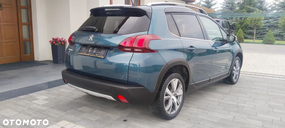Peugeot 2008 PureTech 110 Stop&Start EAT6 Crossway - 3