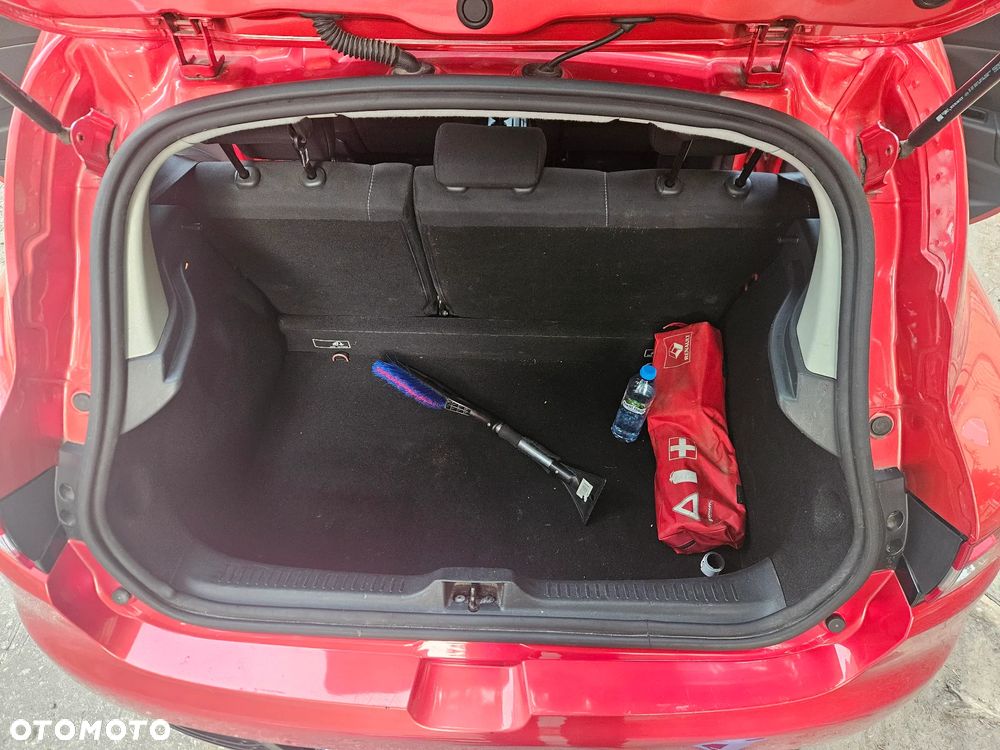 Renault Clio 1.2 16V Limited - 9