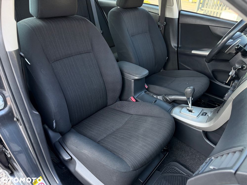 Toyota Corolla 1.6 VVT-i Luna MM - 21