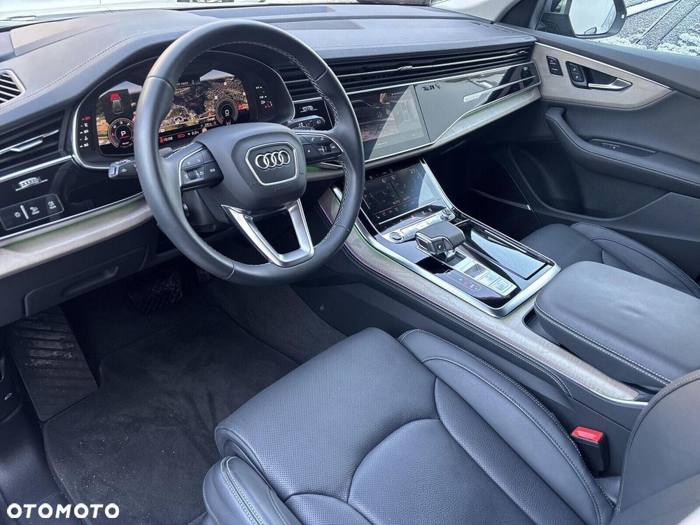 Audi Q8 - 17