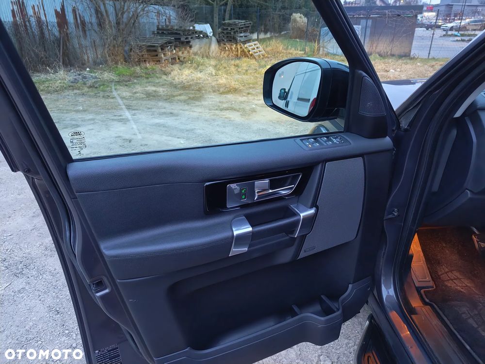 Land Rover Discovery IV 3.0 V6 SC HSE - 22