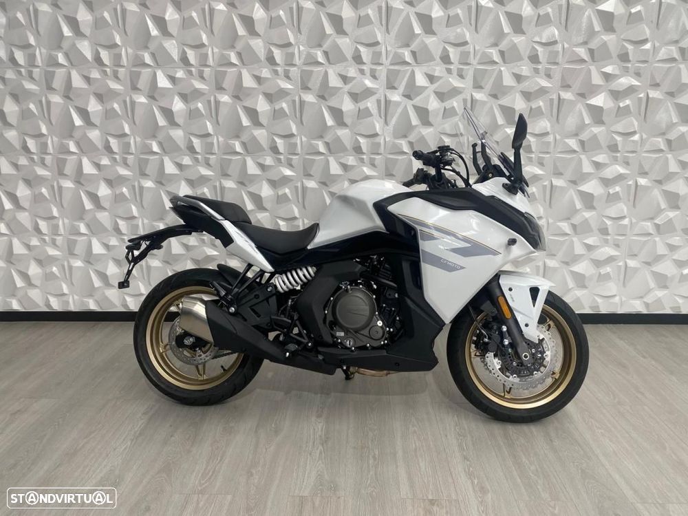 CF Moto 650GT - 1
