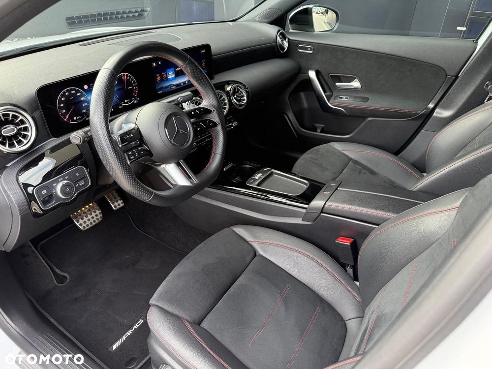 Mercedes-Benz Klasa A 250 e PHEV AMG Line 8G-DCT - 11