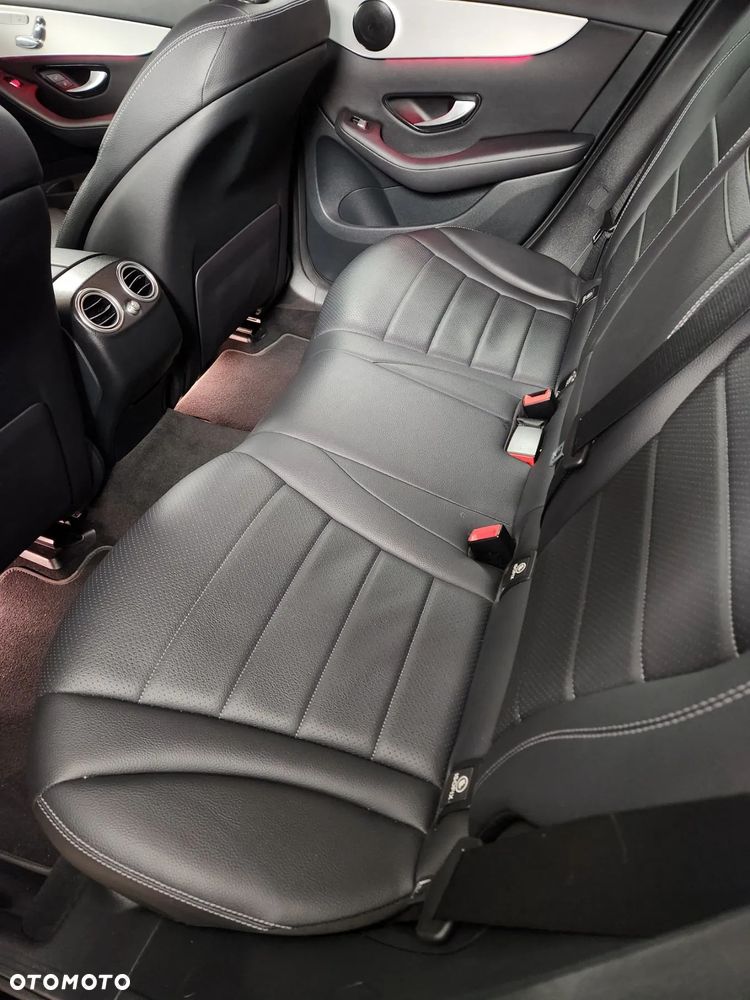 Mercedes-Benz GLC - 9