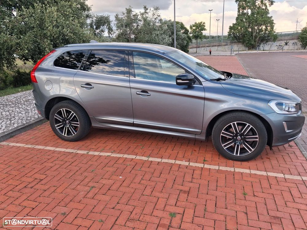 Volvo XC 60 2.0 D3 Dynamic Edition - 2