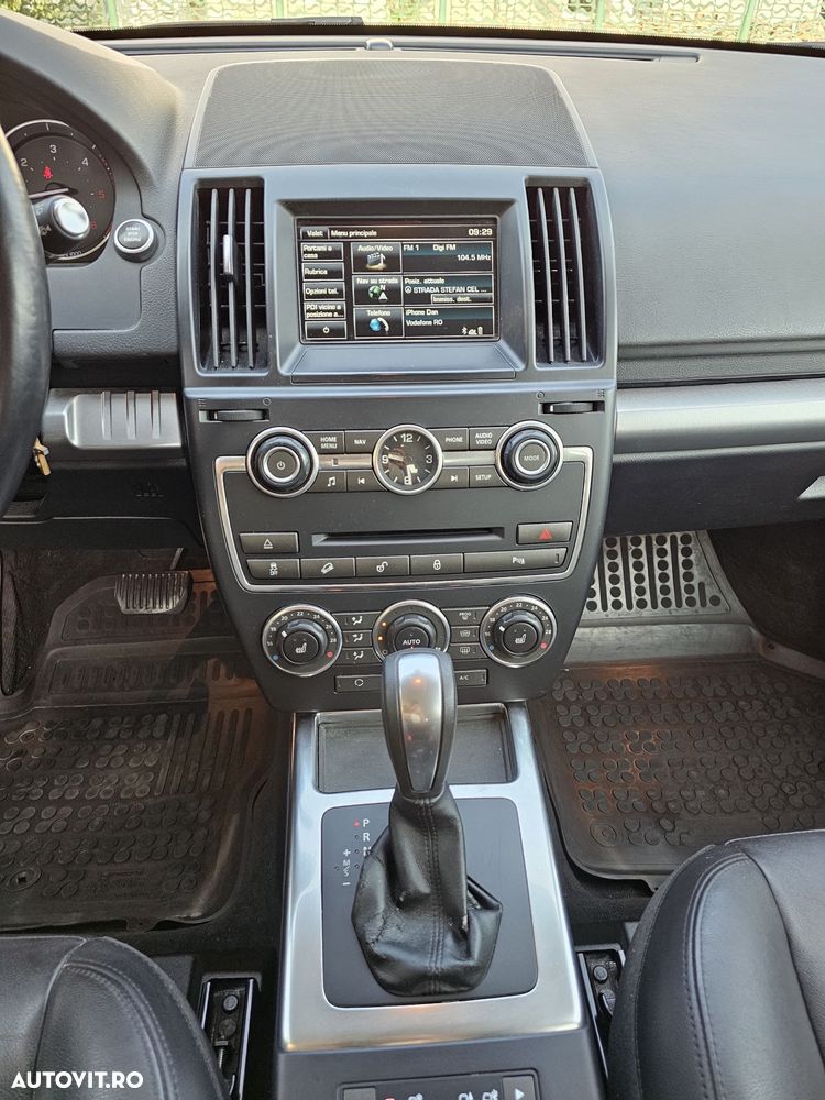 Land Rover Freelander 2 2.2L SD4 HSE - 11