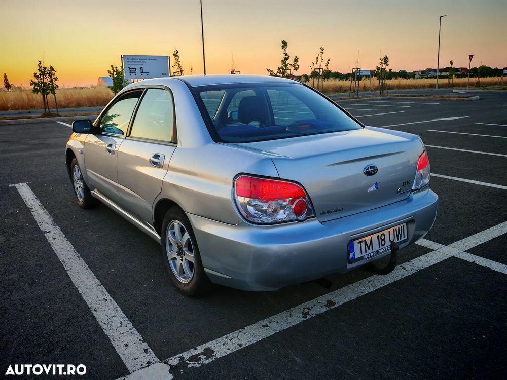Subaru Impreza 1.5R - 5