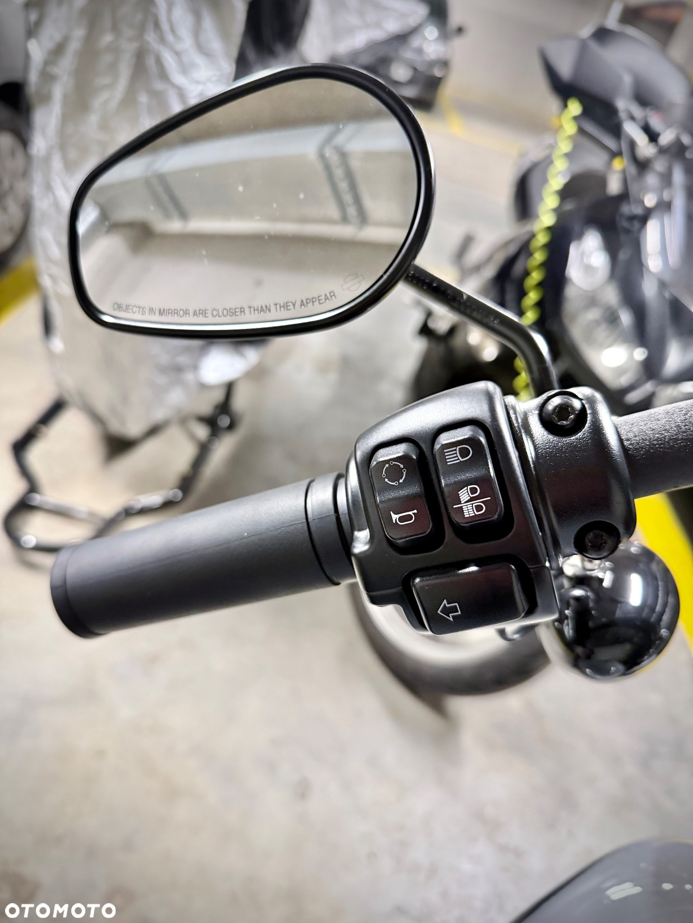 Harley-Davidson Softail Street Bob - 15