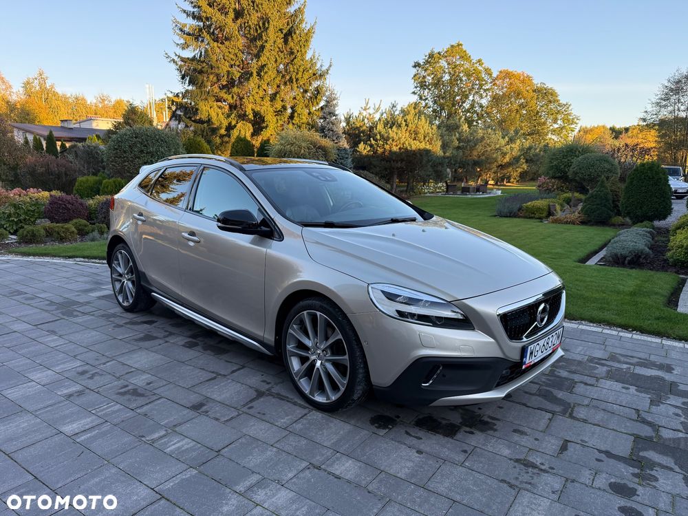 Volvo V40 Cross Country 2017 photo 3