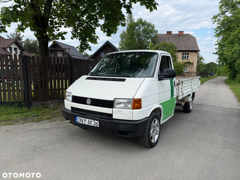 Volkswagen Transporter - 1
