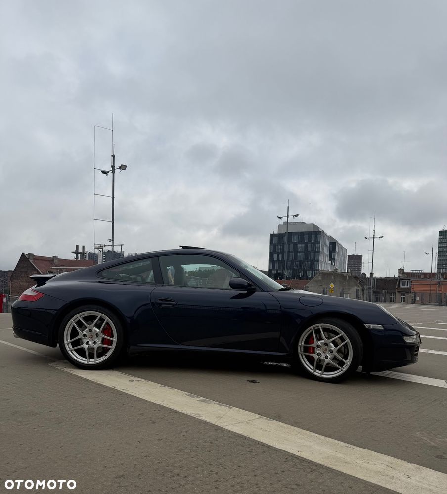 Porsche 911 Carrera S - 5