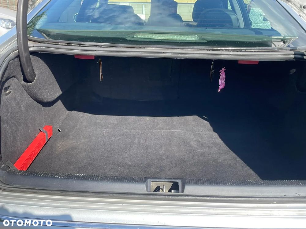 Peugeot 607 2.0 HDi Premium - 18