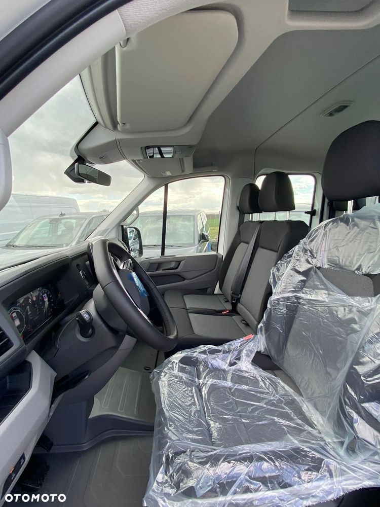 Volkswagen CRAFTER DOKA - 10