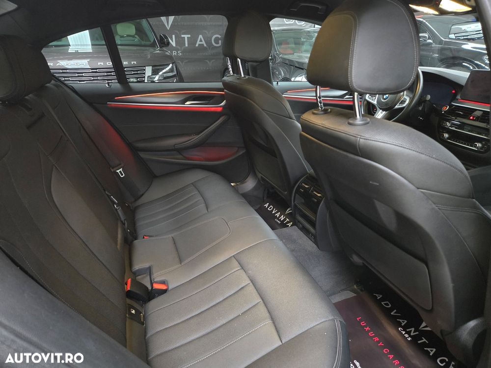 BMW Seria 5 530i Aut. M Sport Edition - 10