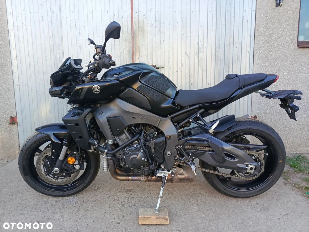 Yamaha MT - 2