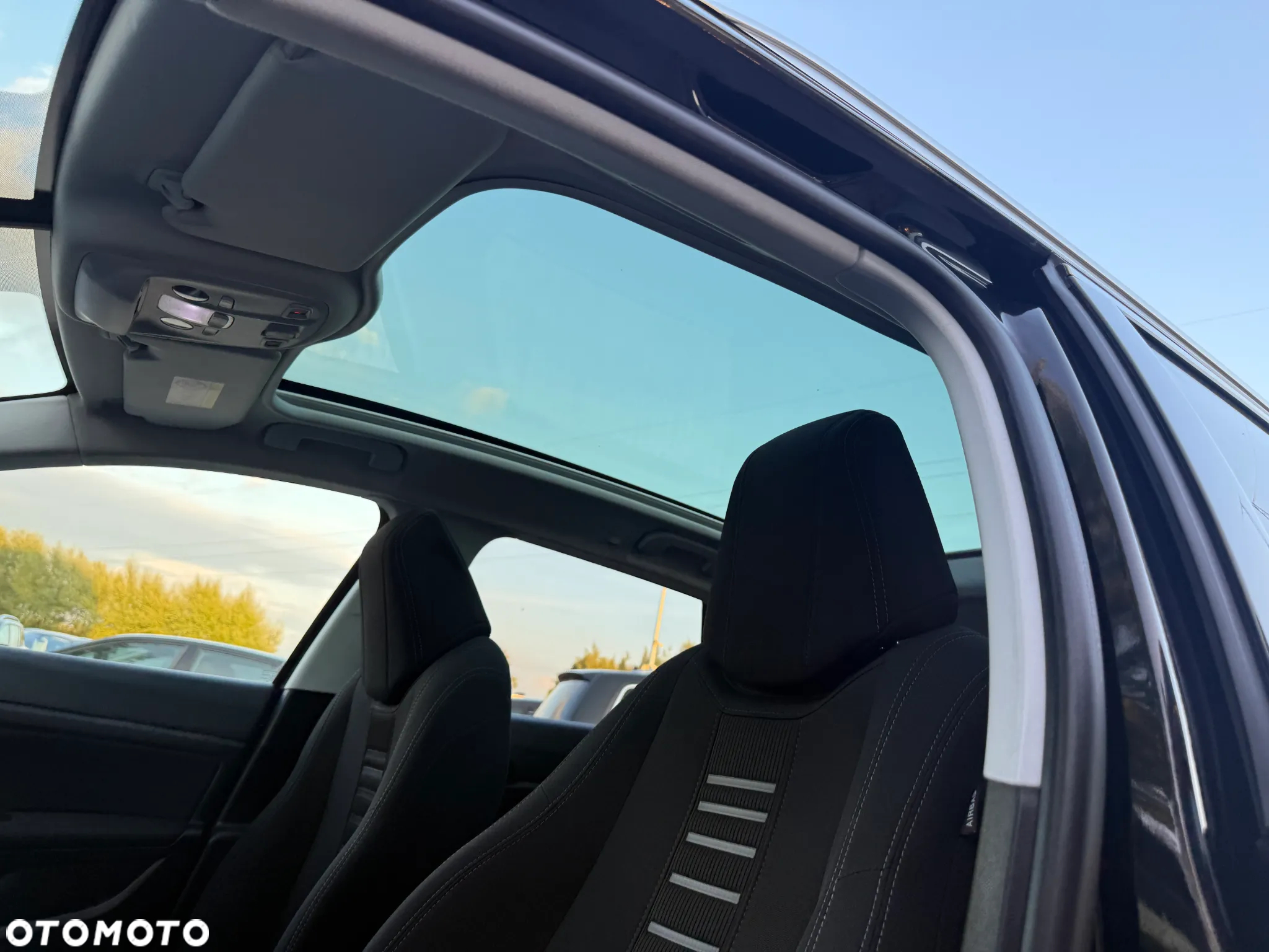 Peugeot 308 HDi FAP 90 Tendance - 24
