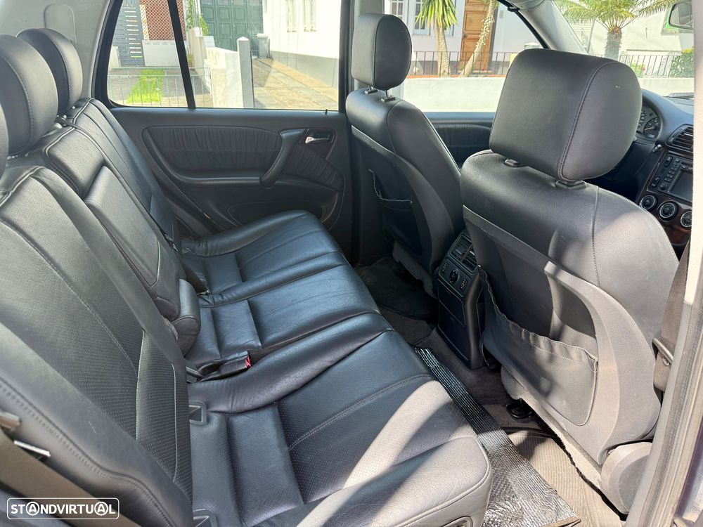 Mercedes-Benz ML 270 - 14