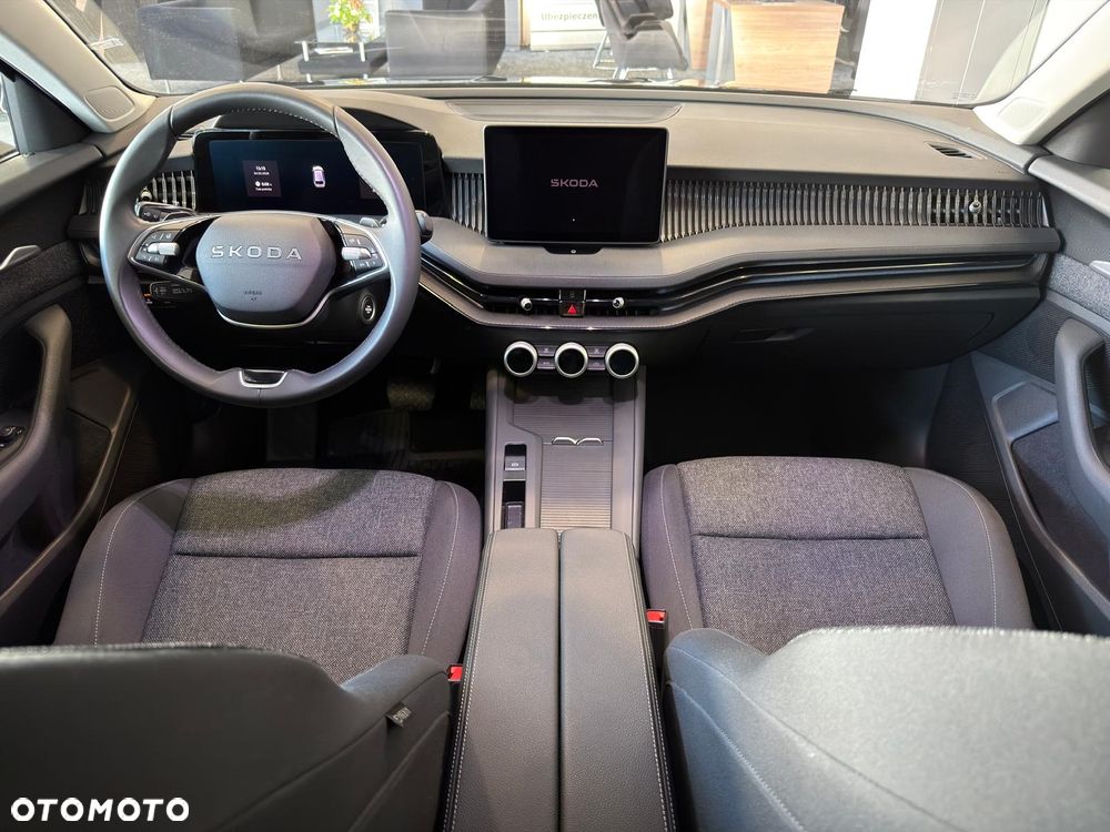 Skoda Superb 1.5 TSI Ambition DSG - 9