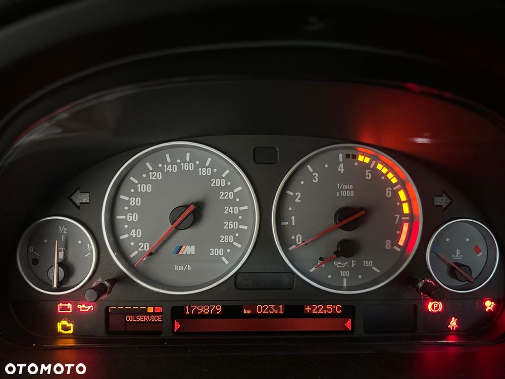 BMW M5 Standard - 23