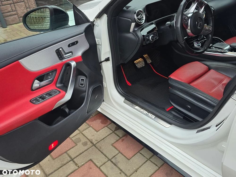 Mercedes-Benz CLA - 7