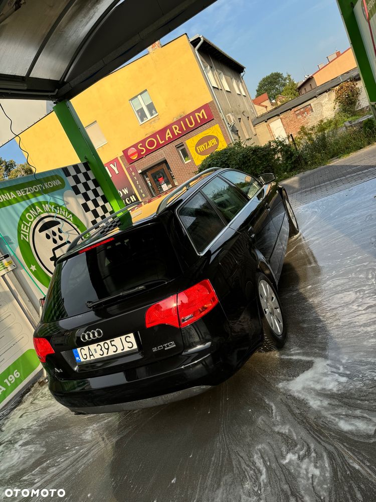 Audi A4 Avant 2.0 TDI - 4