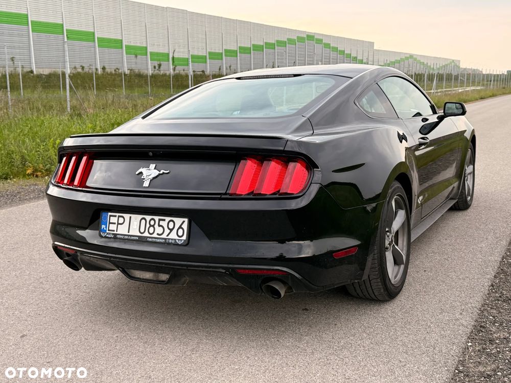 Ford Mustang 3.7 V6 Premium - 8