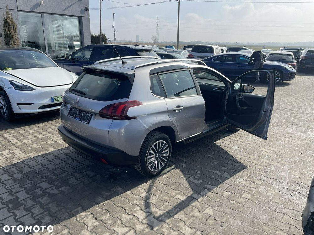 Peugeot 2008 1.6 BlueHDi Active - 4